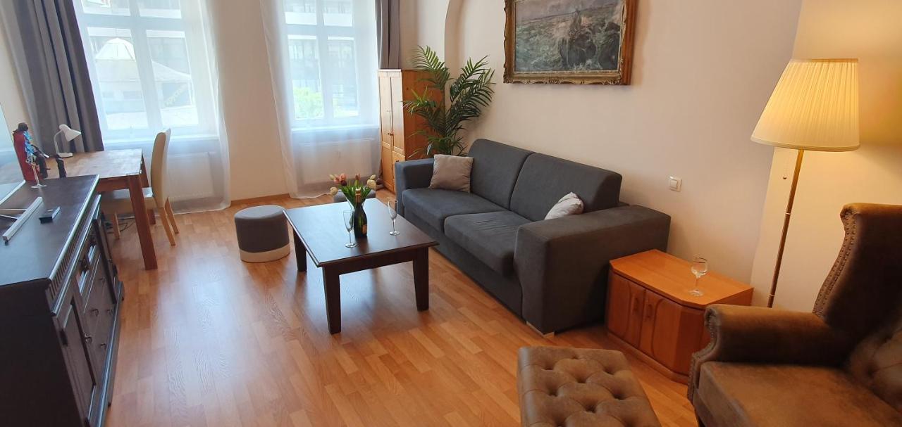 Apartment Colonnade Carlsbad Карловы Вары Экстерьер фото